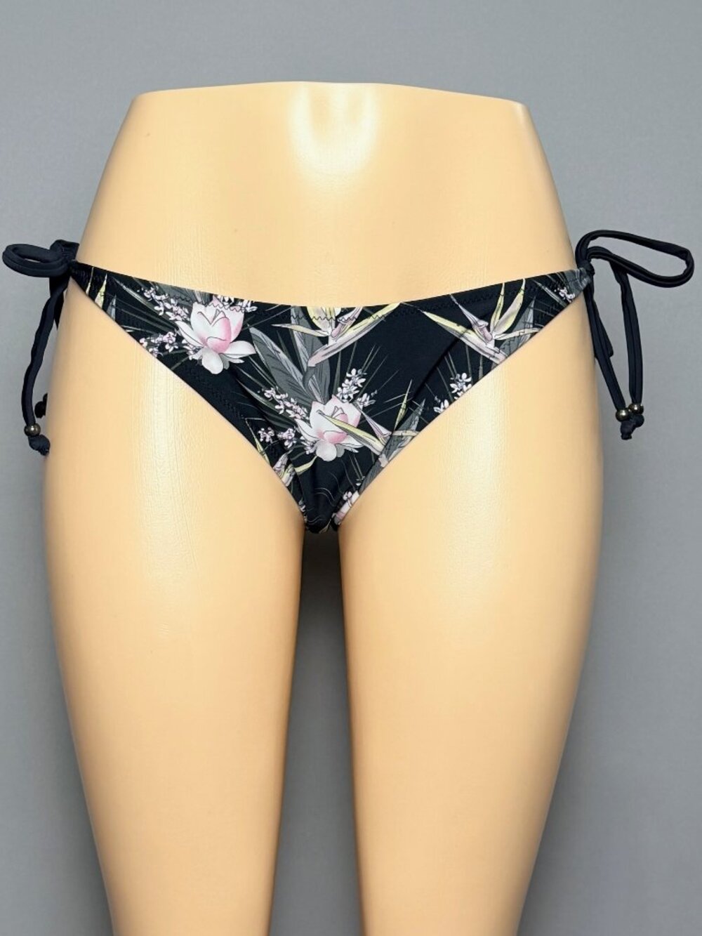 NWOT Paper Dolls Black Floral Print Side-Tie Bikini Bottoms Size 12